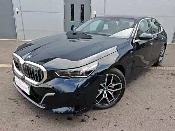 BMW i5 2025