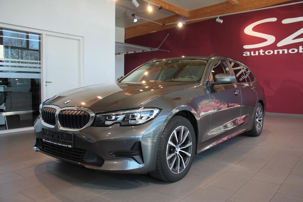 BMW 318 2022