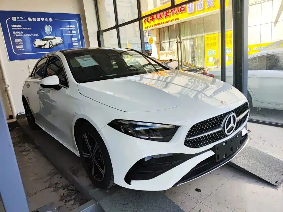 Mercedes-Benz A-Класс 2023