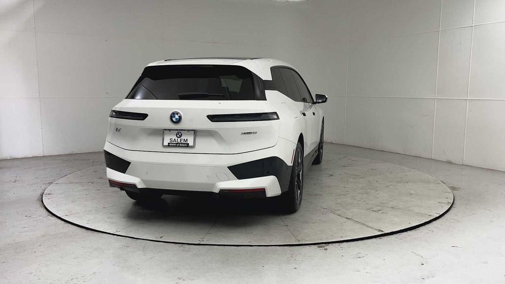 BMW iX 2024