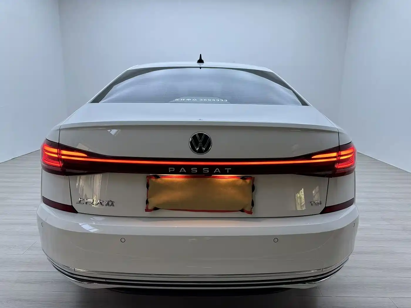 Volkswagen Passat 2023