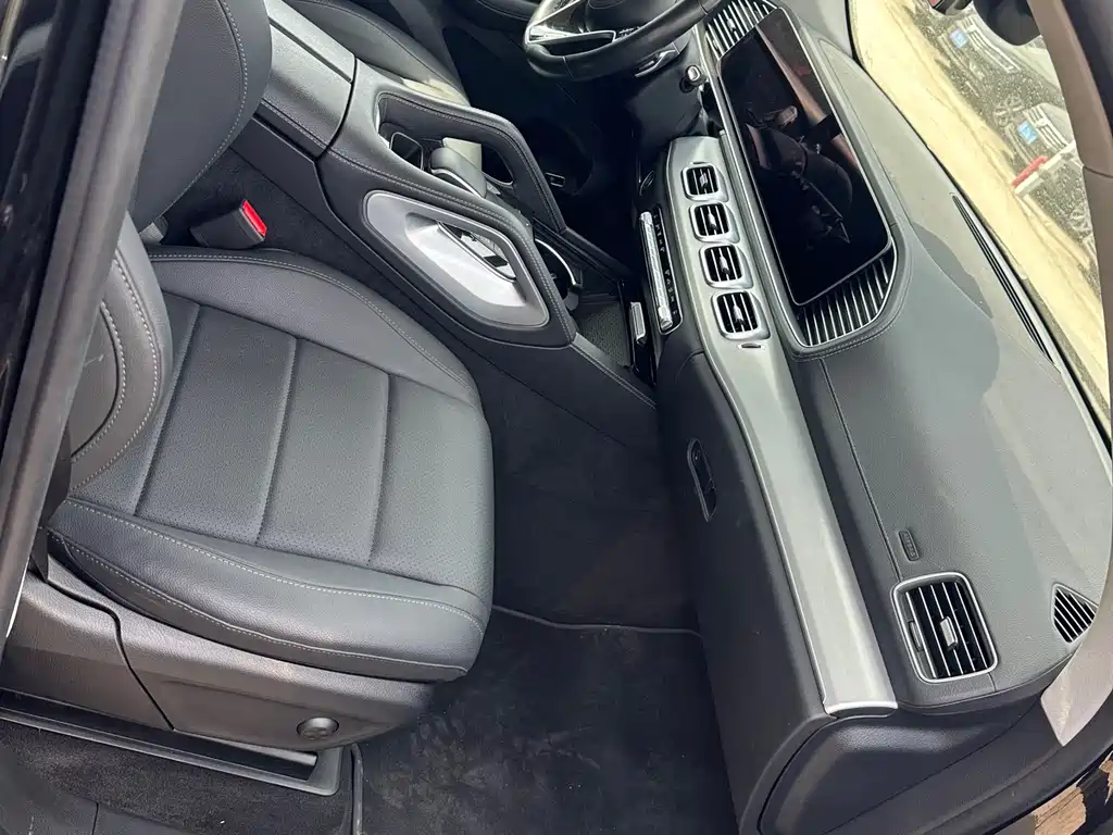 Mercedes-Benz GLE 2023
