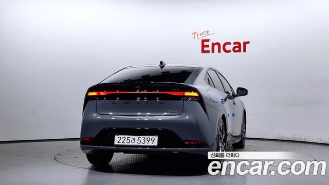 Toyota Prius 2024