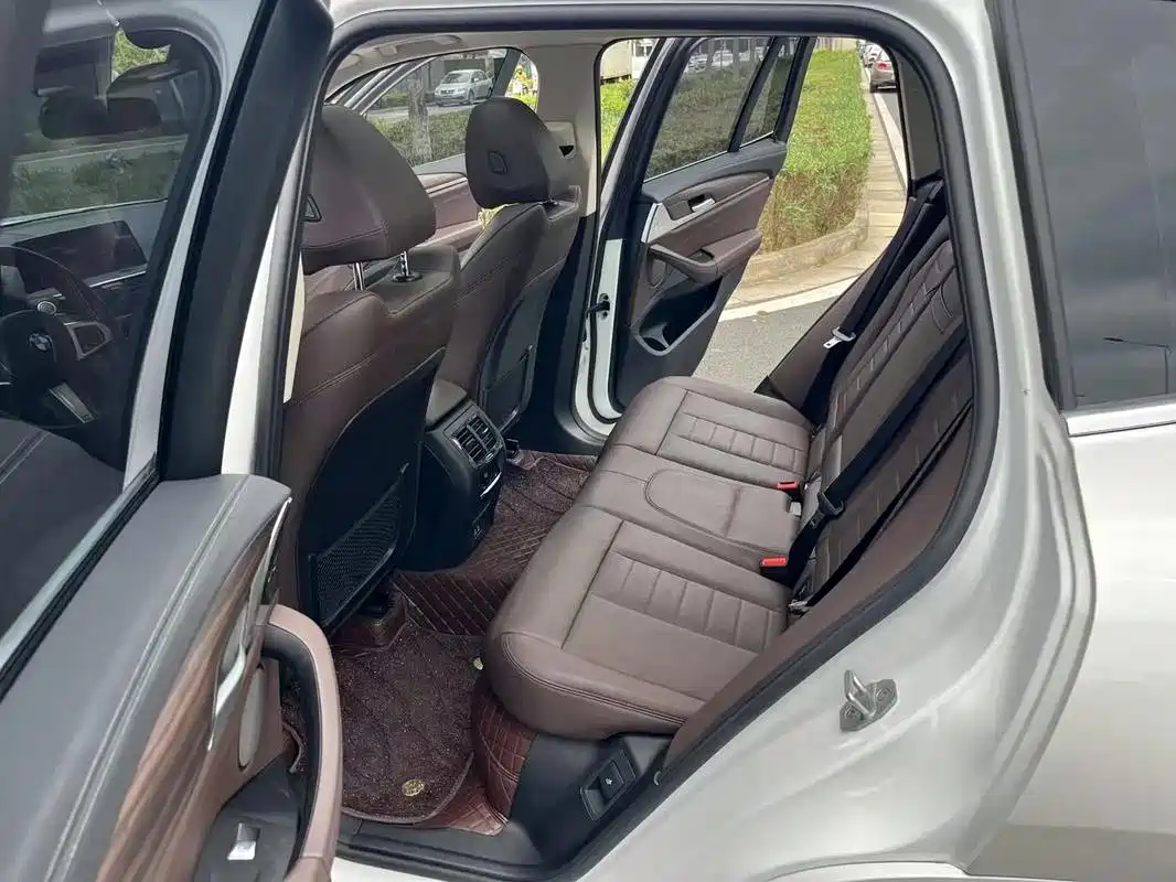 BMW X3 2021