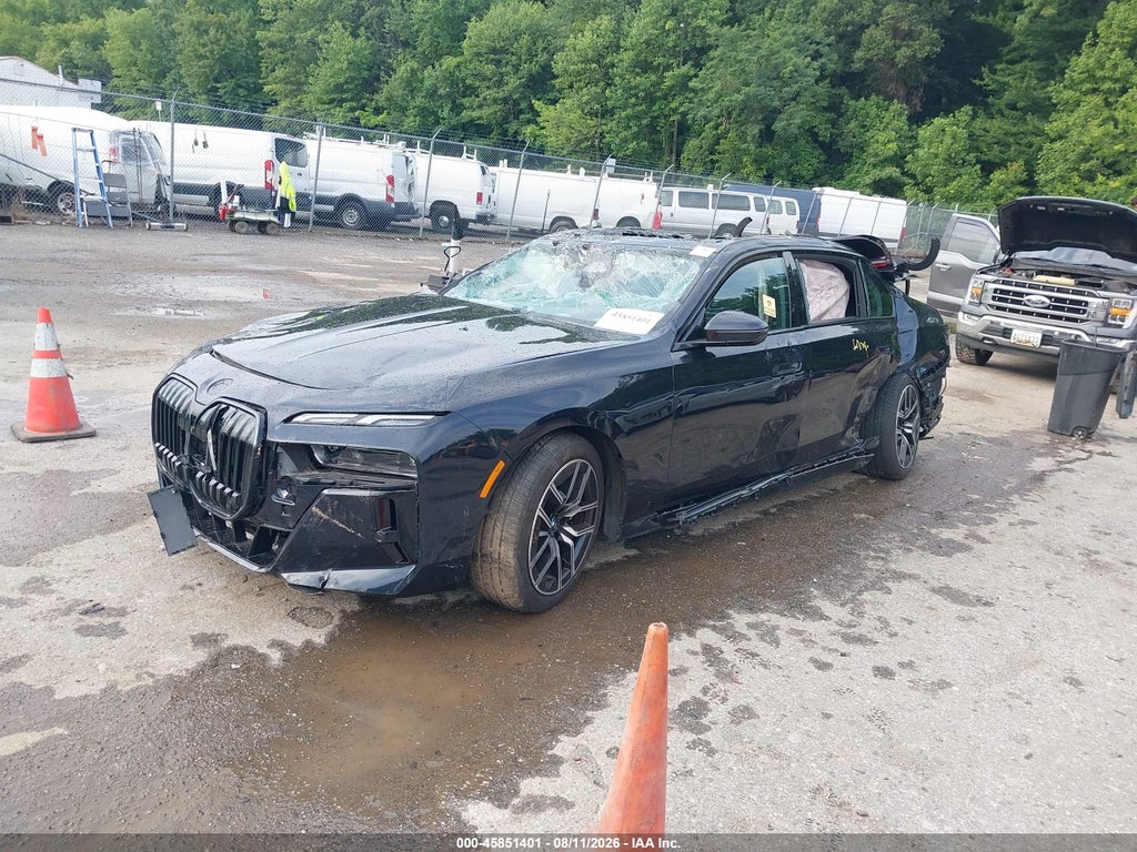 BMW 740 2024