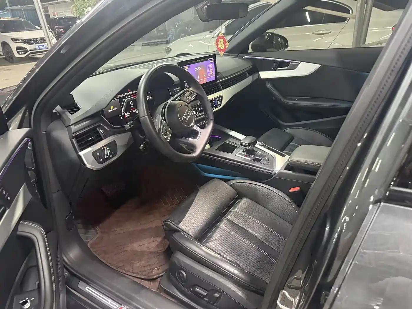 Audi A4 2023