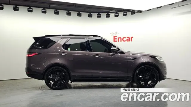 Land Rover Discovery 2025