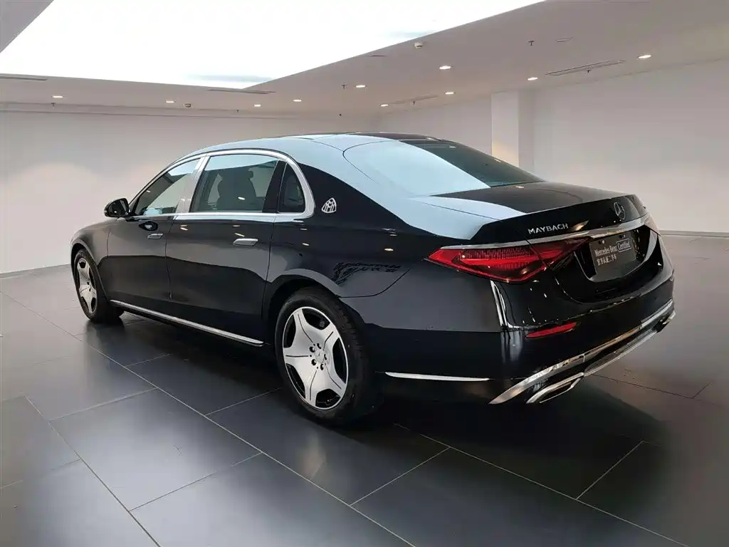 Mercedes-Benz Maybach S-Класс 2023