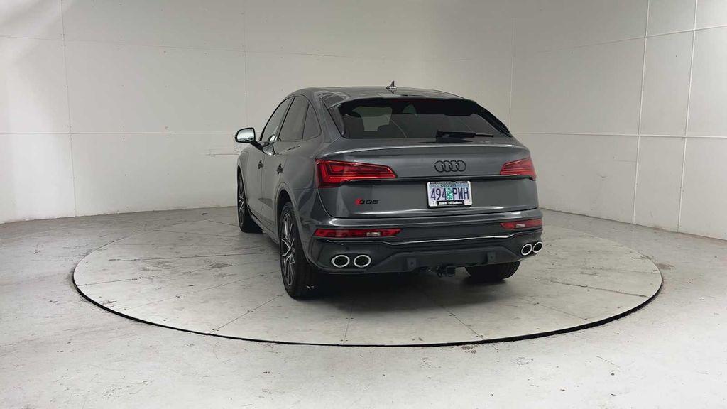 Audi SQ5 2024