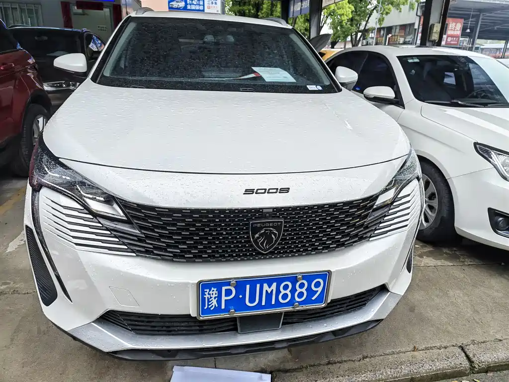 Peugeot 5008 2022