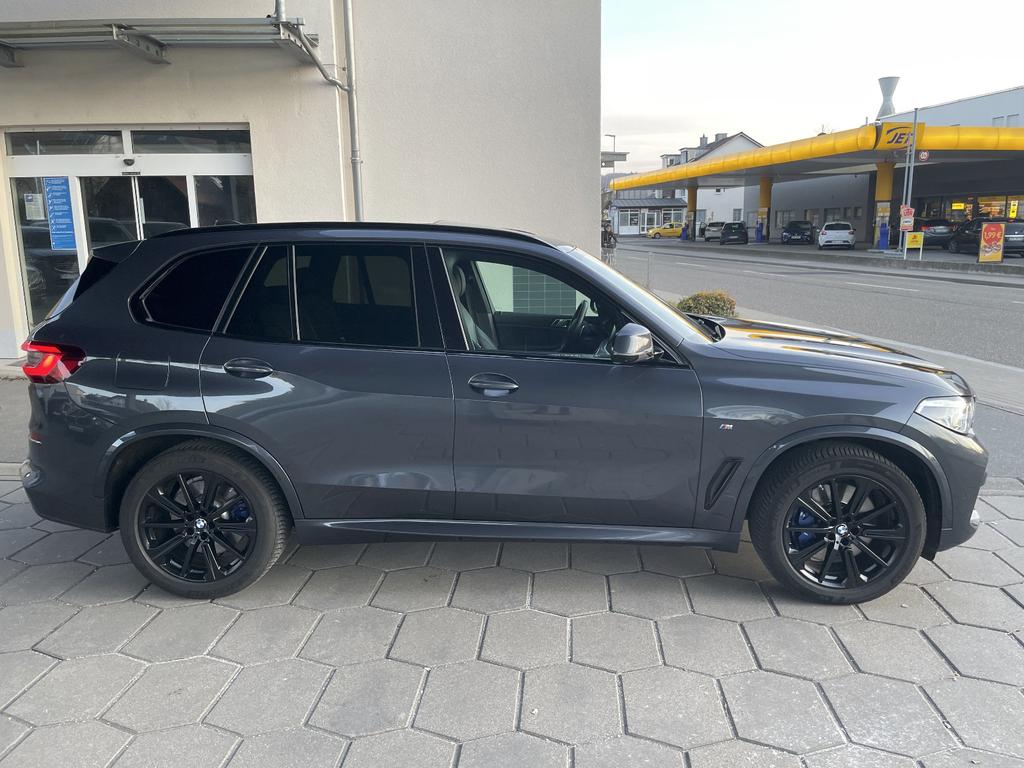 BMW X5 2021