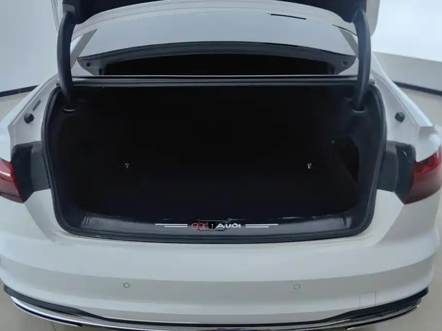 Audi A4 2021