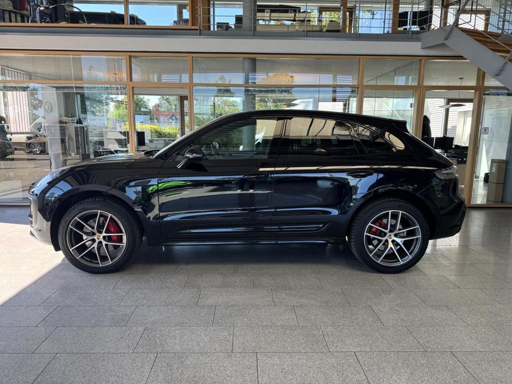Porsche Macan 2021
