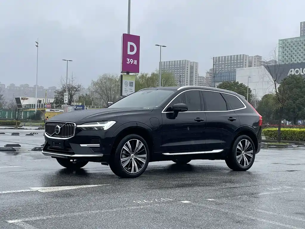 Volvo XC60 2021