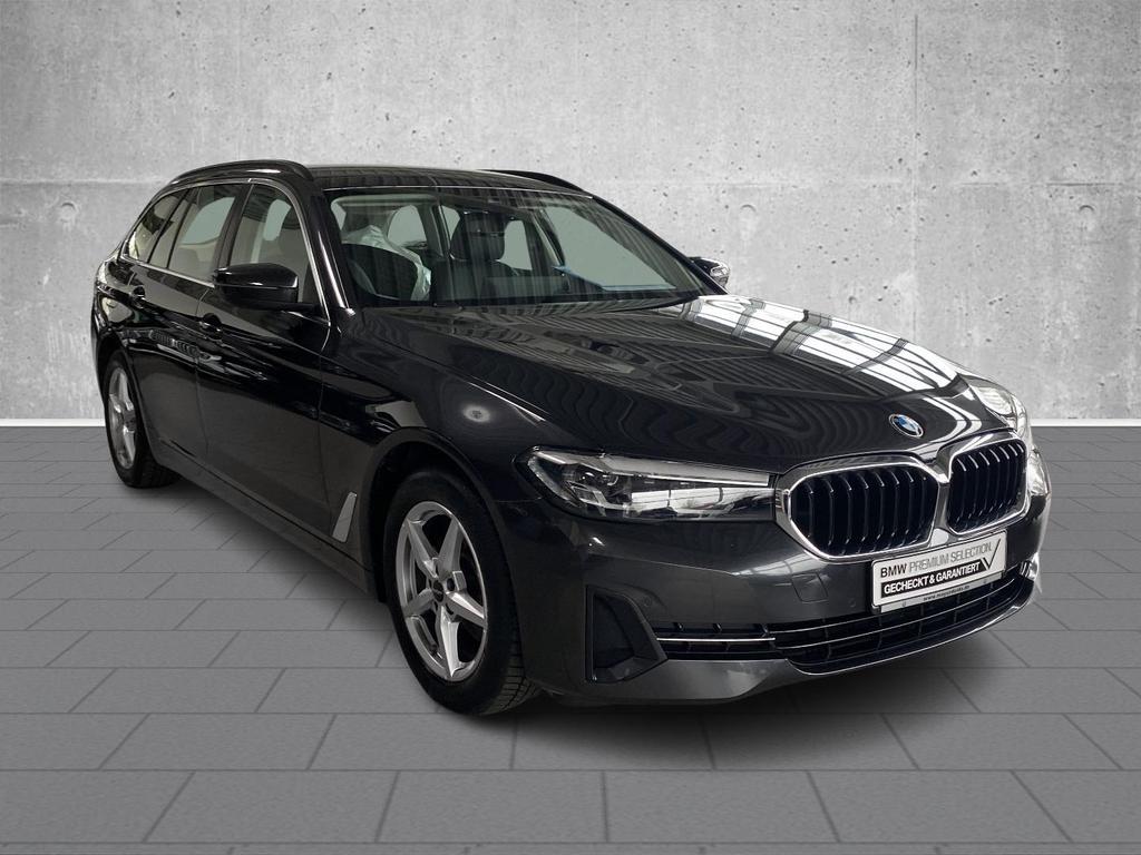 BMW 520 2022