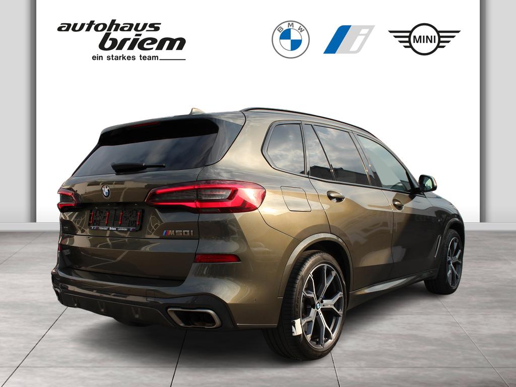 BMW X5 M50 2022
