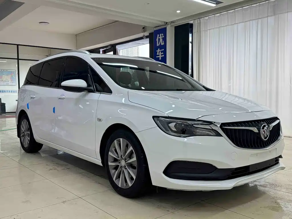 Buick GL6 2022