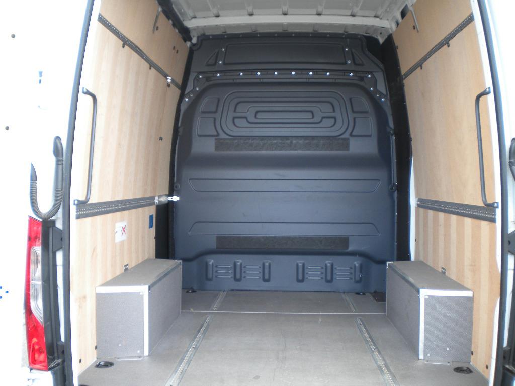 Mercedes-Benz SPRINTER 2024
