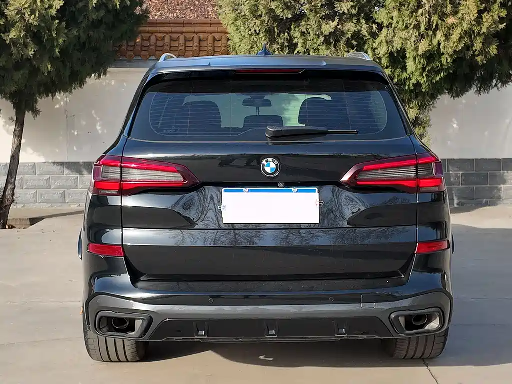 BMW X5 2023