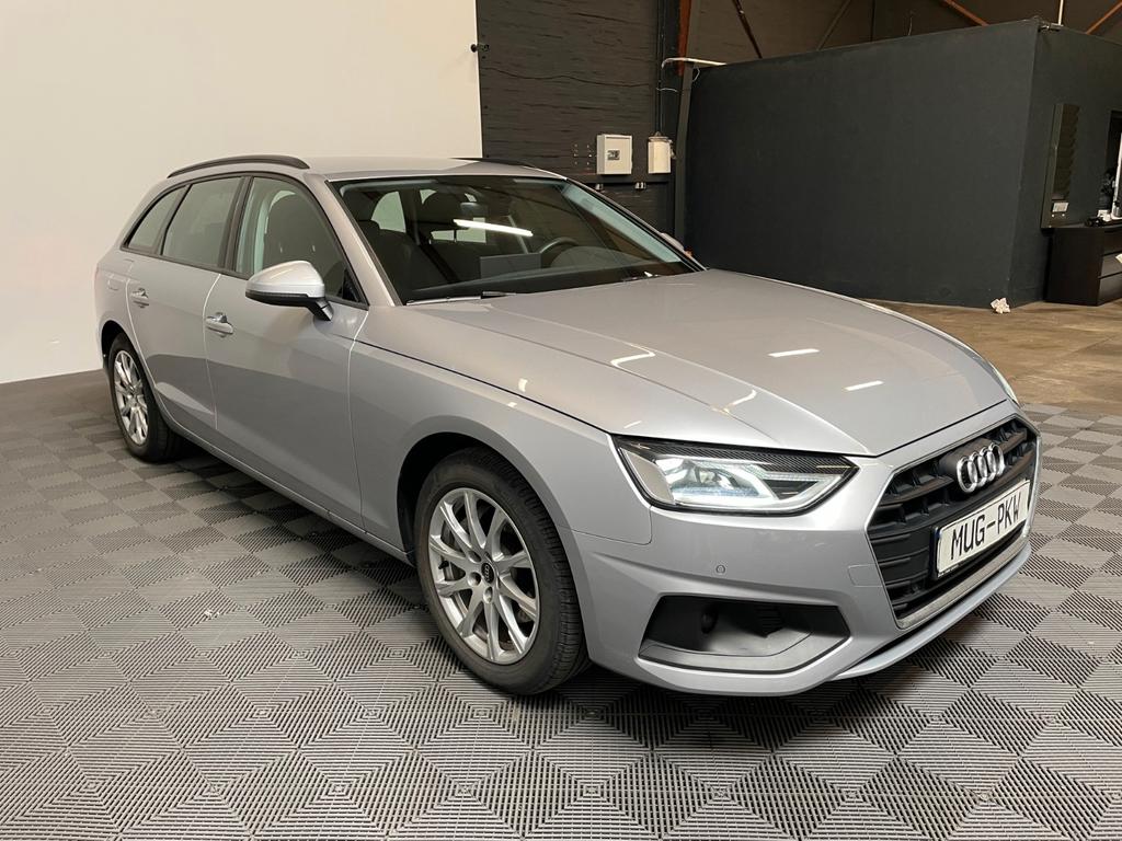 Audi A4 2023