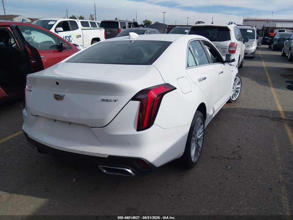 Cadillac CT4 2022