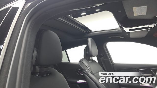 Mercedes-Benz GLC 2025