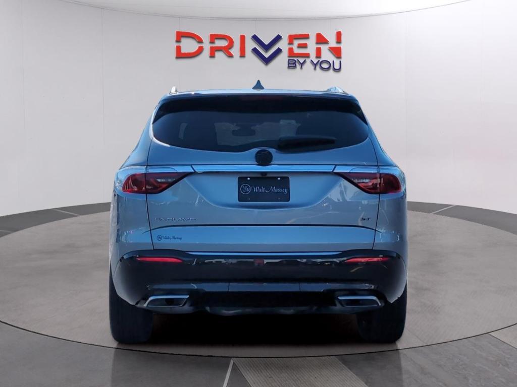 Buick Enclave 2024