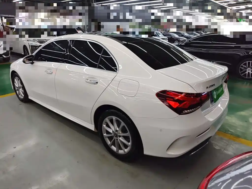 Mercedes-Benz A-Класс 2021