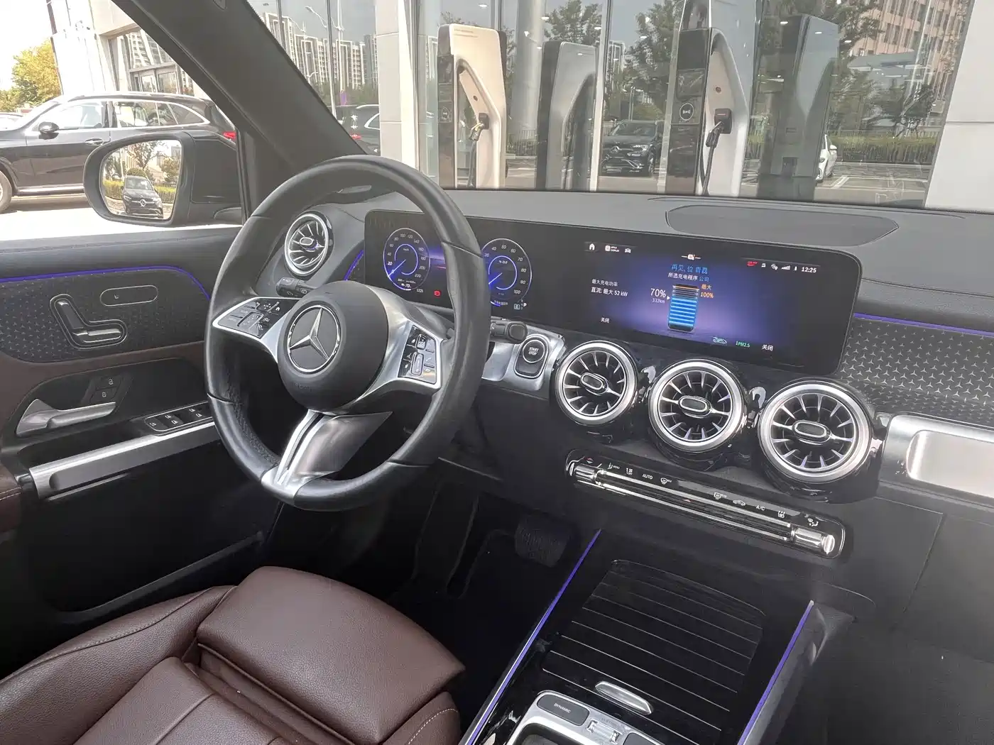 Mercedes-Benz EQB 2024