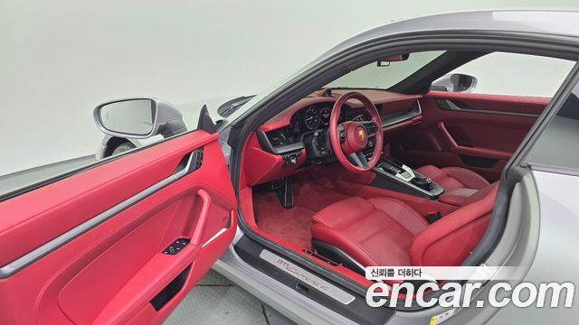 Porsche 911 2023