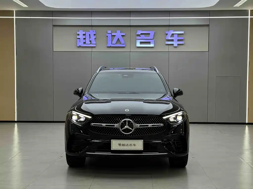 Mercedes-Benz GLC 2023