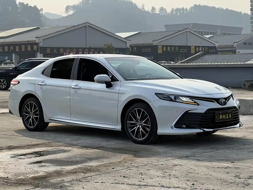 Toyota Camry 2023