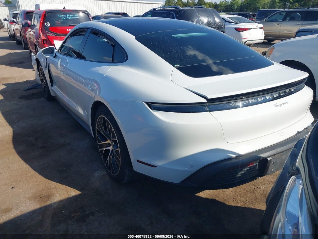 Porsche Taycan 2022
