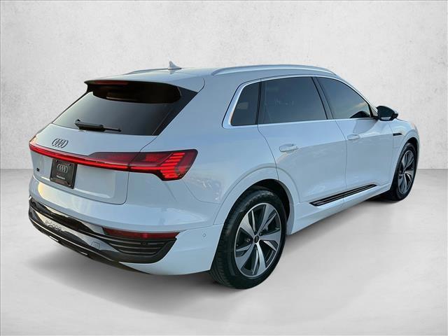 Audi Q8 e-tron 2024