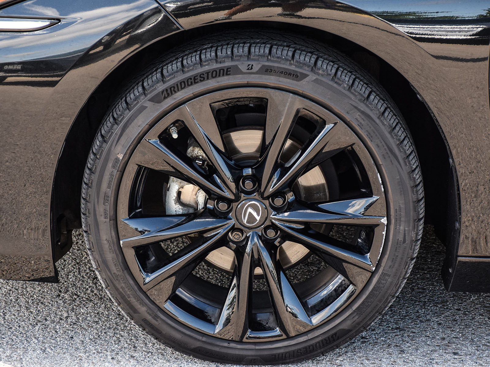 Lexus ES 2024