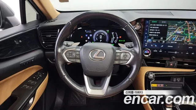 Lexus NX 2022