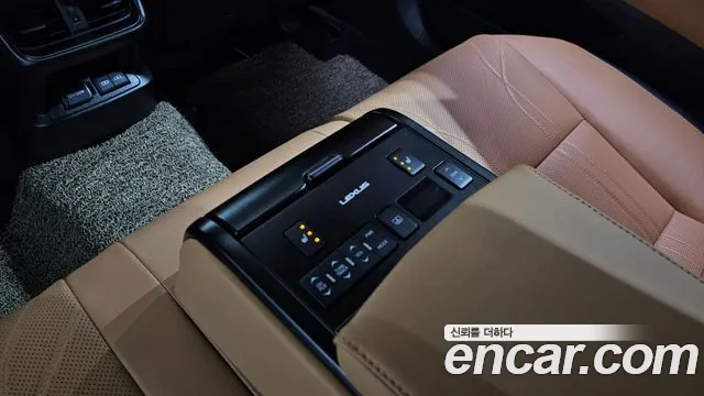 Lexus ES 2022