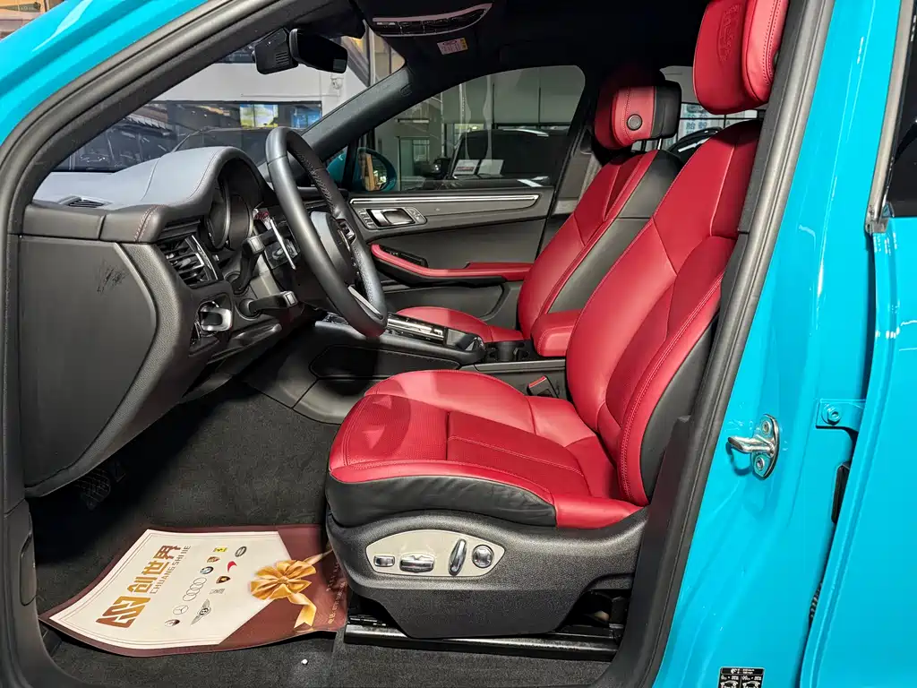 Porsche Macan 2023