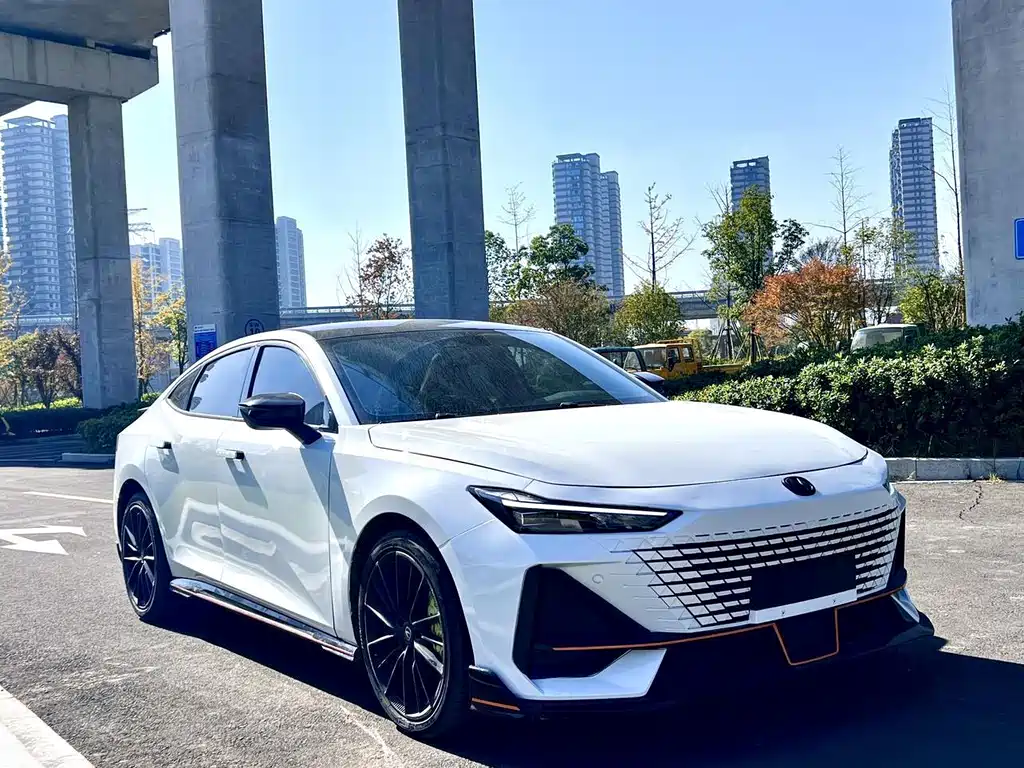 Changan UNI-V 2023