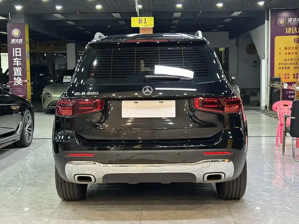 Mercedes-Benz GLB 2024