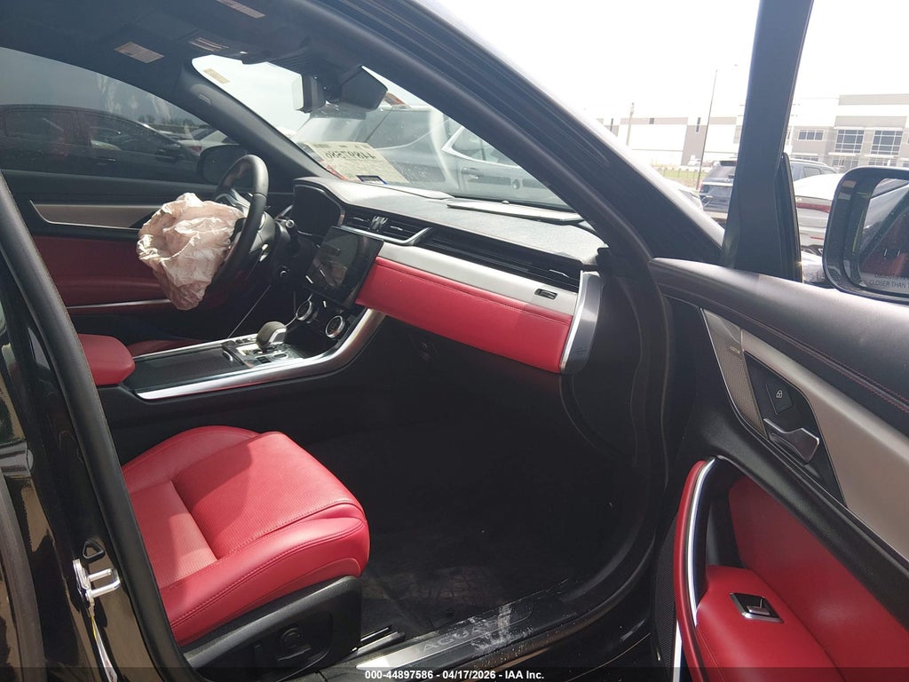 Jaguar XF 2024