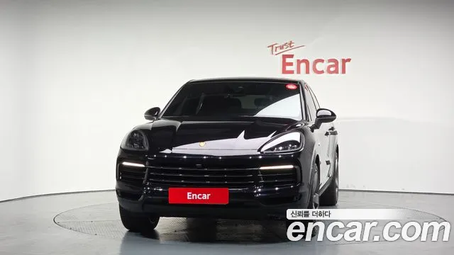 Porsche Cayenne 2021