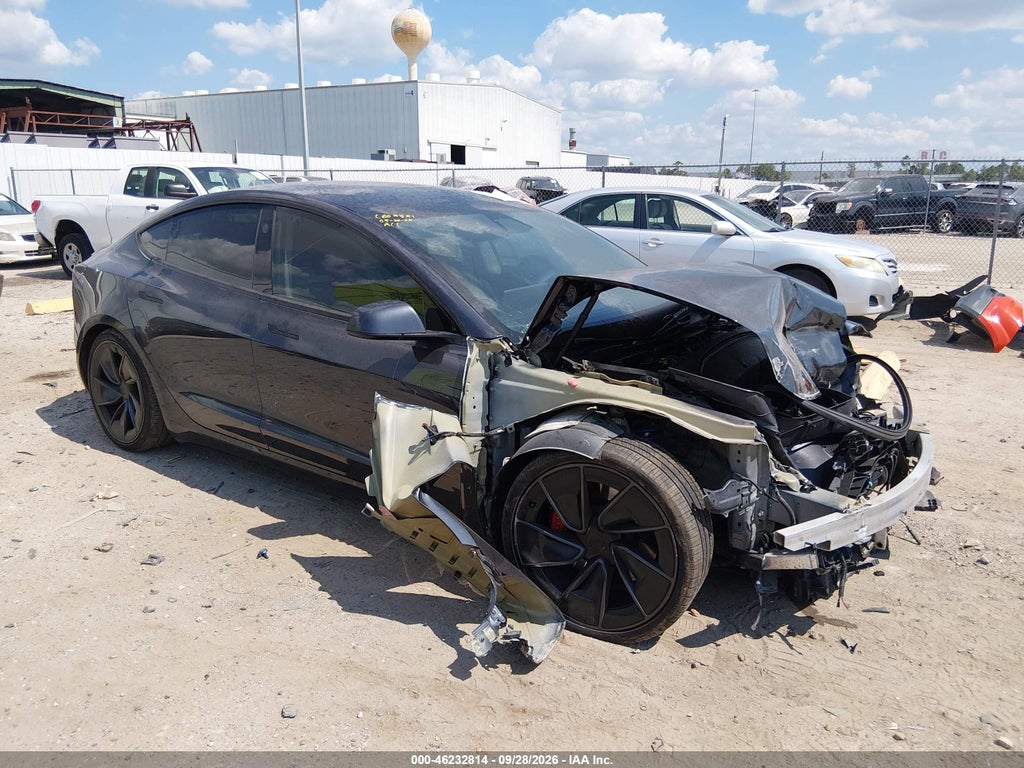 Tesla Model 3 2025
