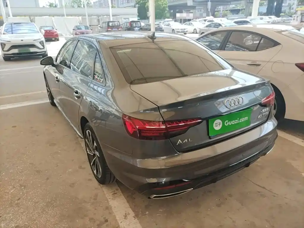 Audi A4 2024