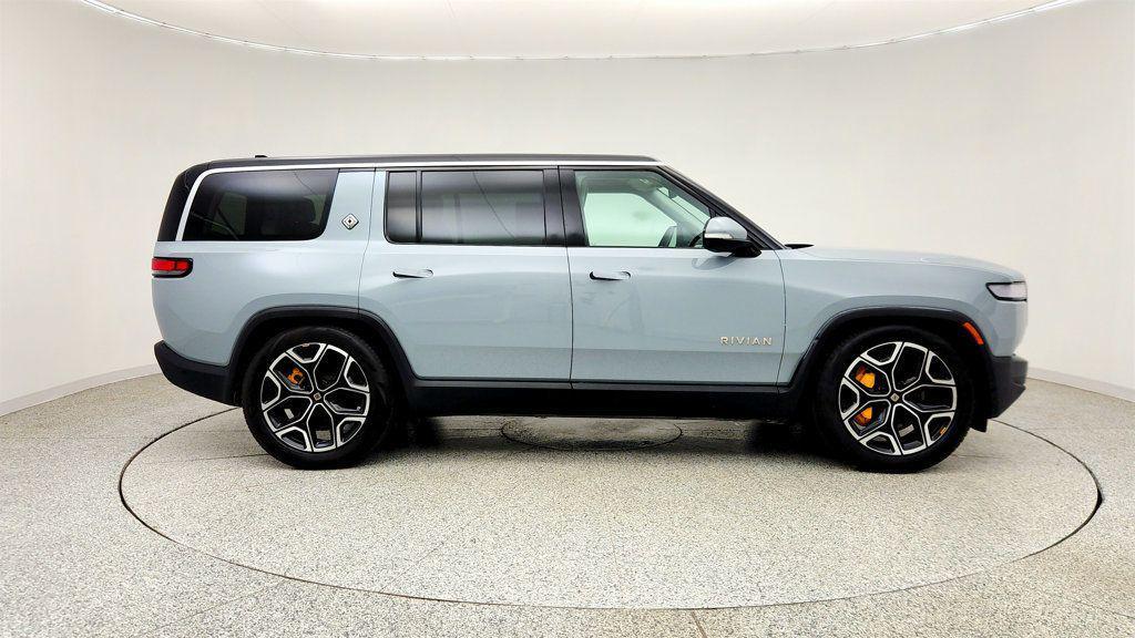 Rivian R1S 2024