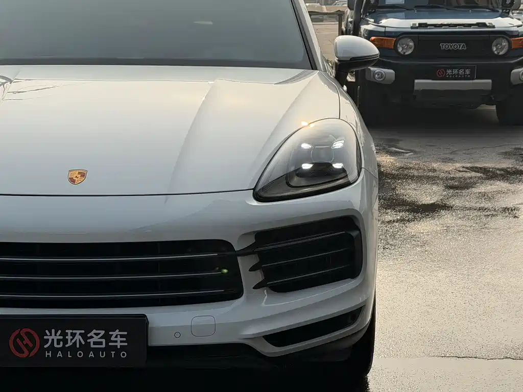Porsche Cayenne 2021