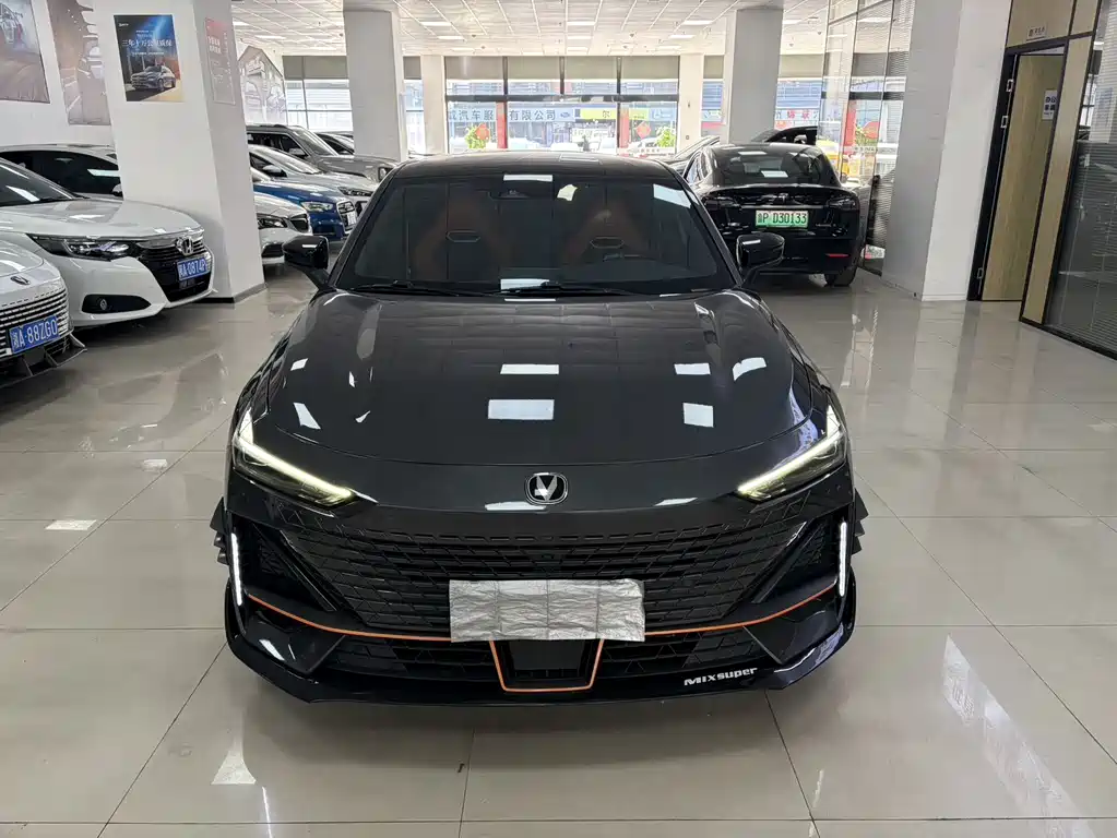 Changan UNI-V 2024