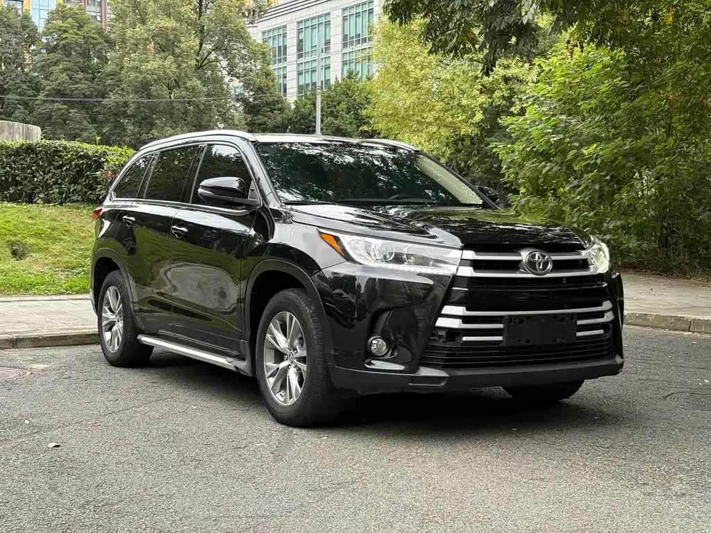 Toyota Highlander 2020