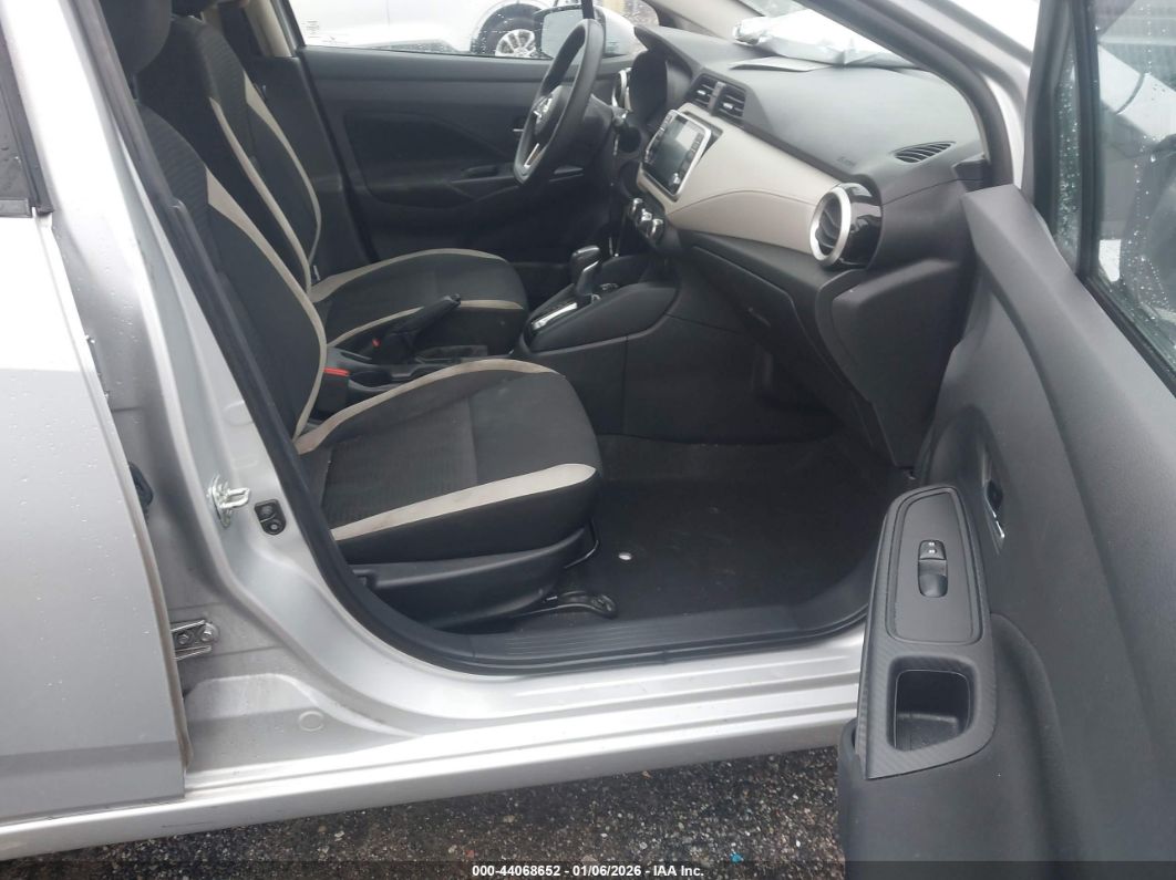 Nissan Versa 2021
