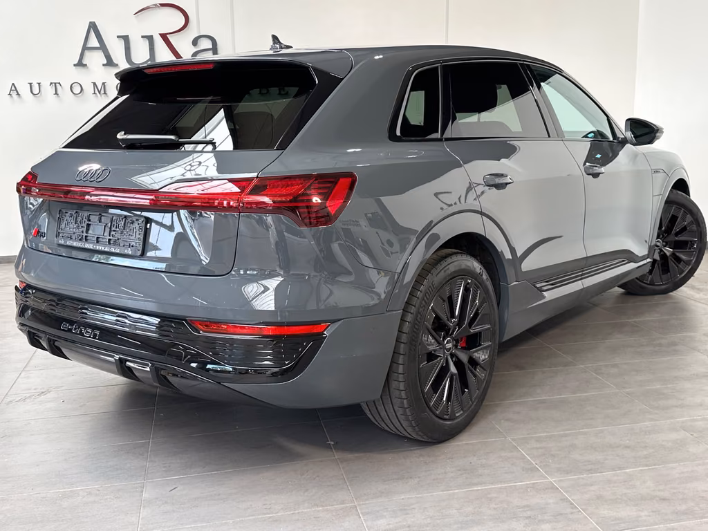 Audi Q8 e-tron 2023